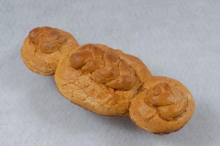 Punčka/golobica, božični kruh, mlajši izdelek.    